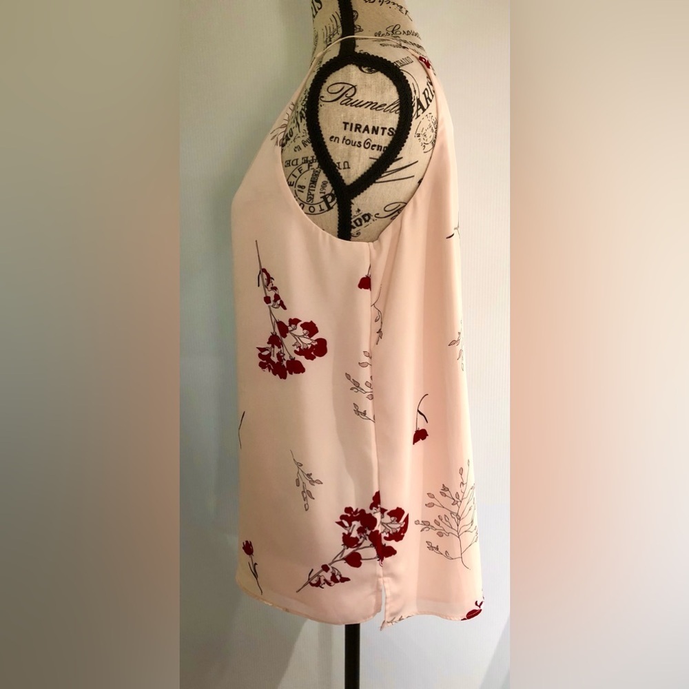 R. ESSENTIALS Tank Top - Picture 2 of 6